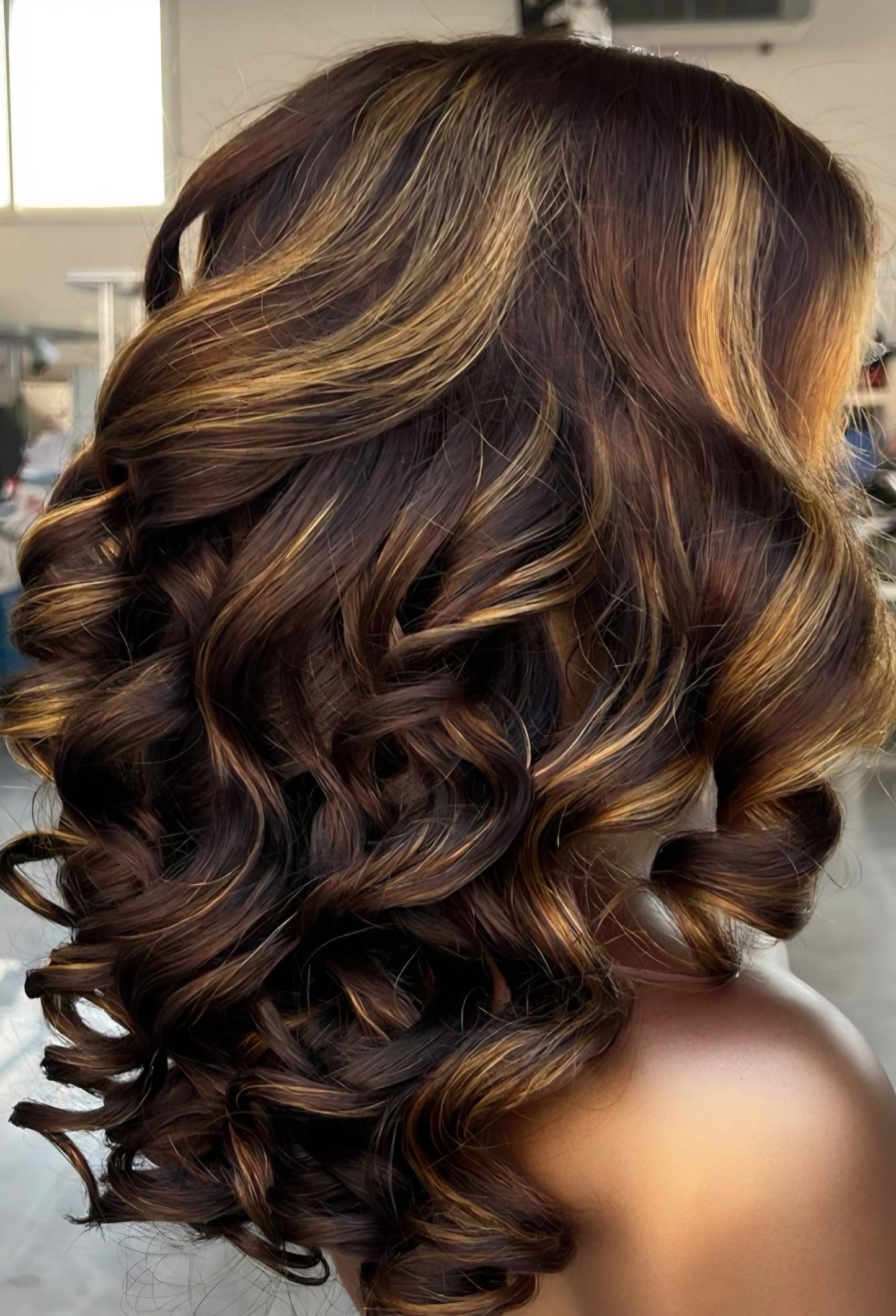 Moira Hair 100% Human Hair Posha Body Curls - CYNTHIA 5x5 HD Lace 250 density 18"